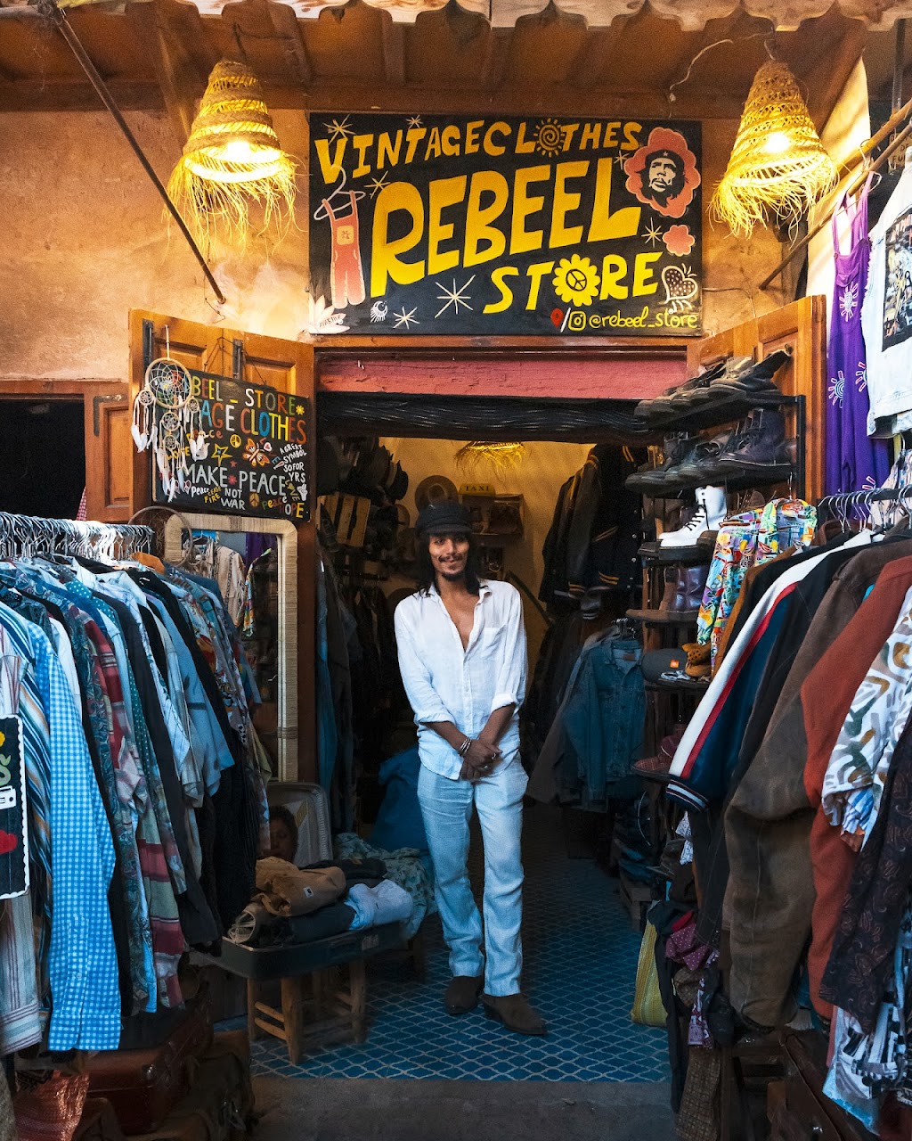 Rebeel_ store.